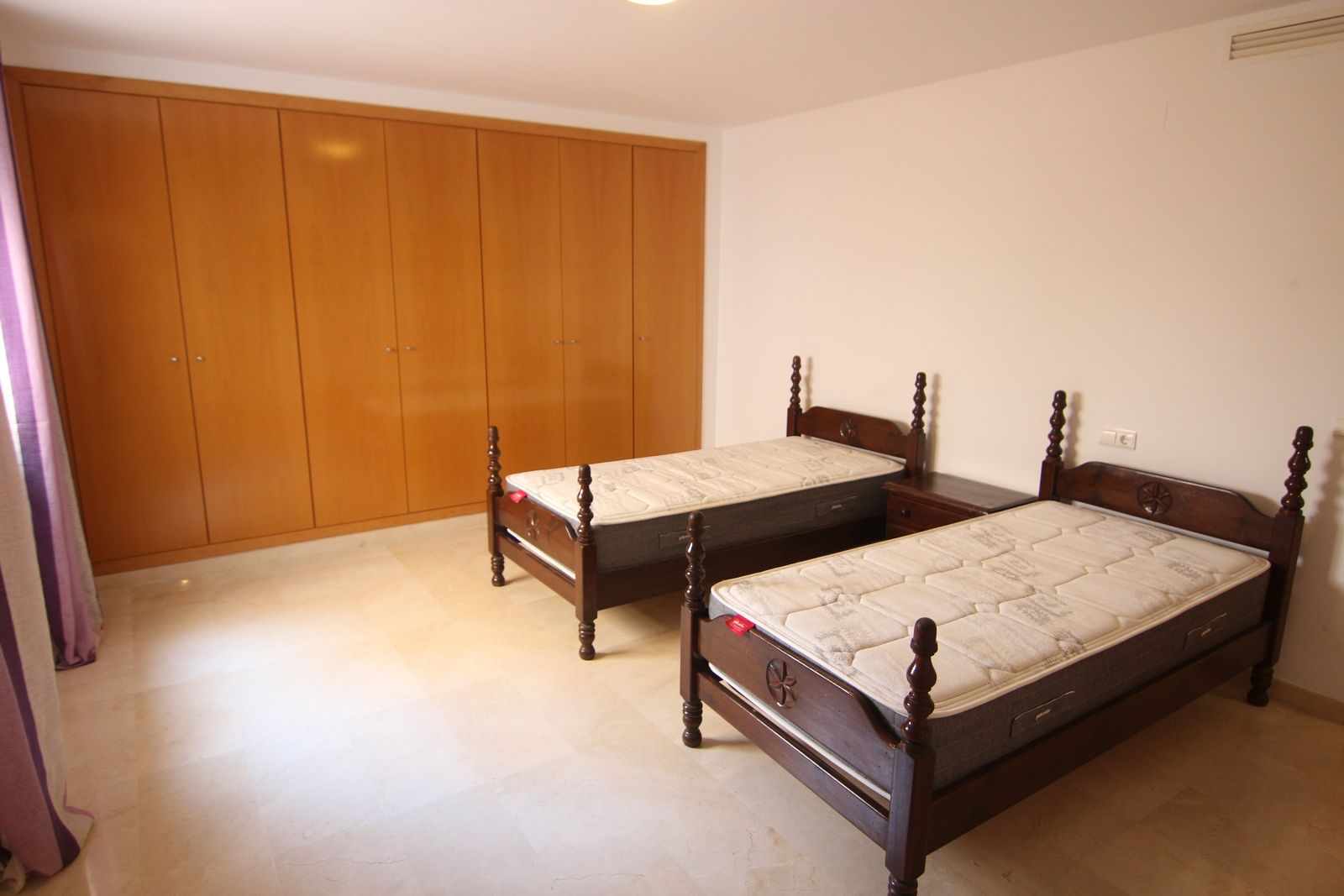 Wohnung zum Verkauf mit 4 Zimmern und großer Terrasse im Zentrum von Benitatxell.