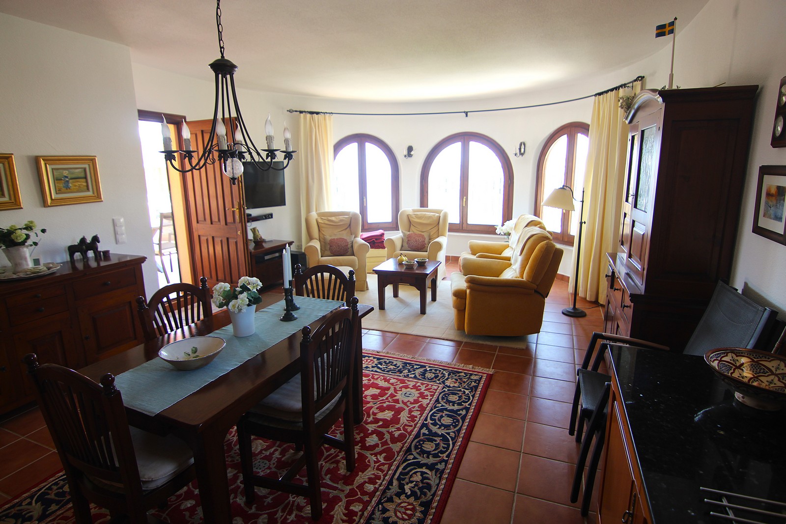 Villa mit Pool und spektakulärem Meerblick in Cumbre del Sol.