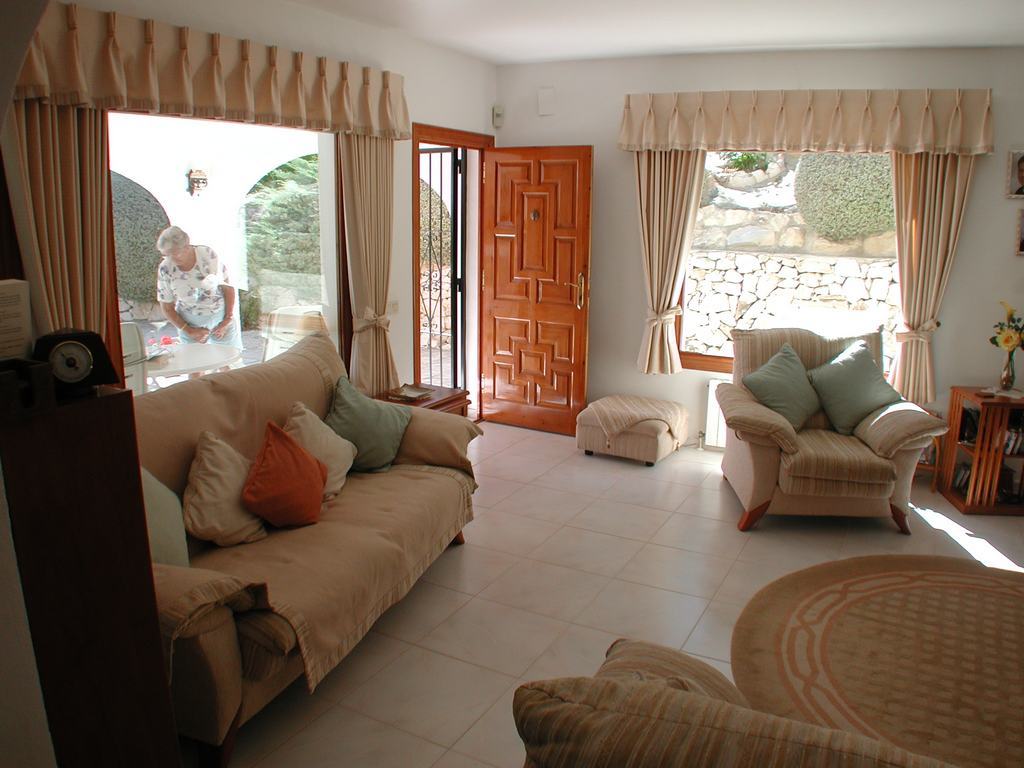 Wunderbare Villa zu verkaufen mit Pool und einzigartigen Meerblick  in Moraira