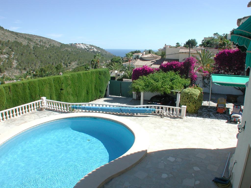 Wunderbare Villa zu verkaufen mit Pool und einzigartigen Meerblick  in Moraira