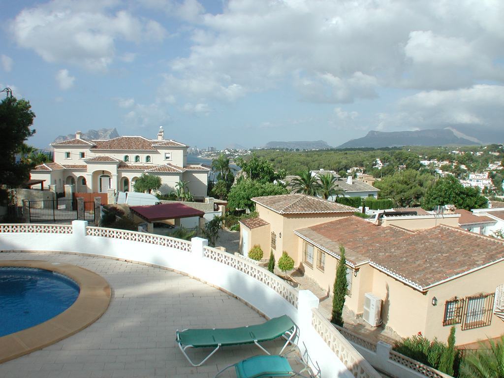 SCHNÄPPCHEN: Fantastische Villa zum Verkauf mit Pool und nahe  dem Baladrar- Strand in Benissa.
