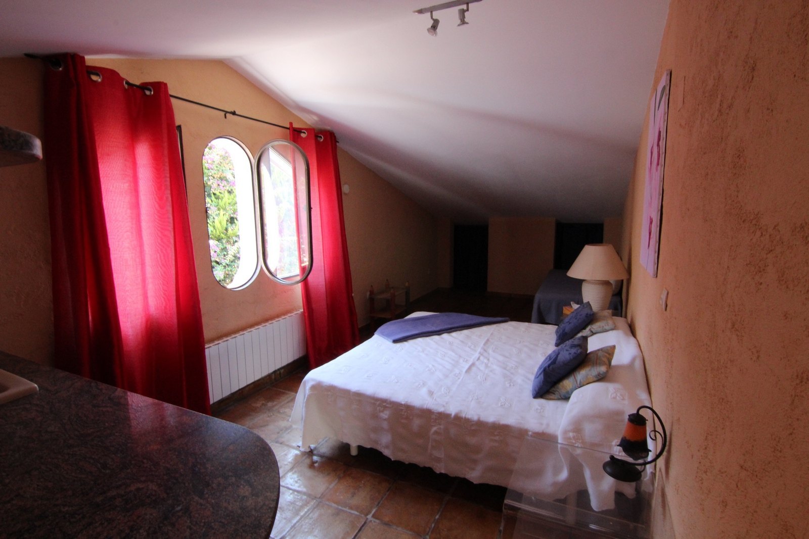 Villa zum Verkauf in Jávea erstellt von Toni Mari, Bildhauer.