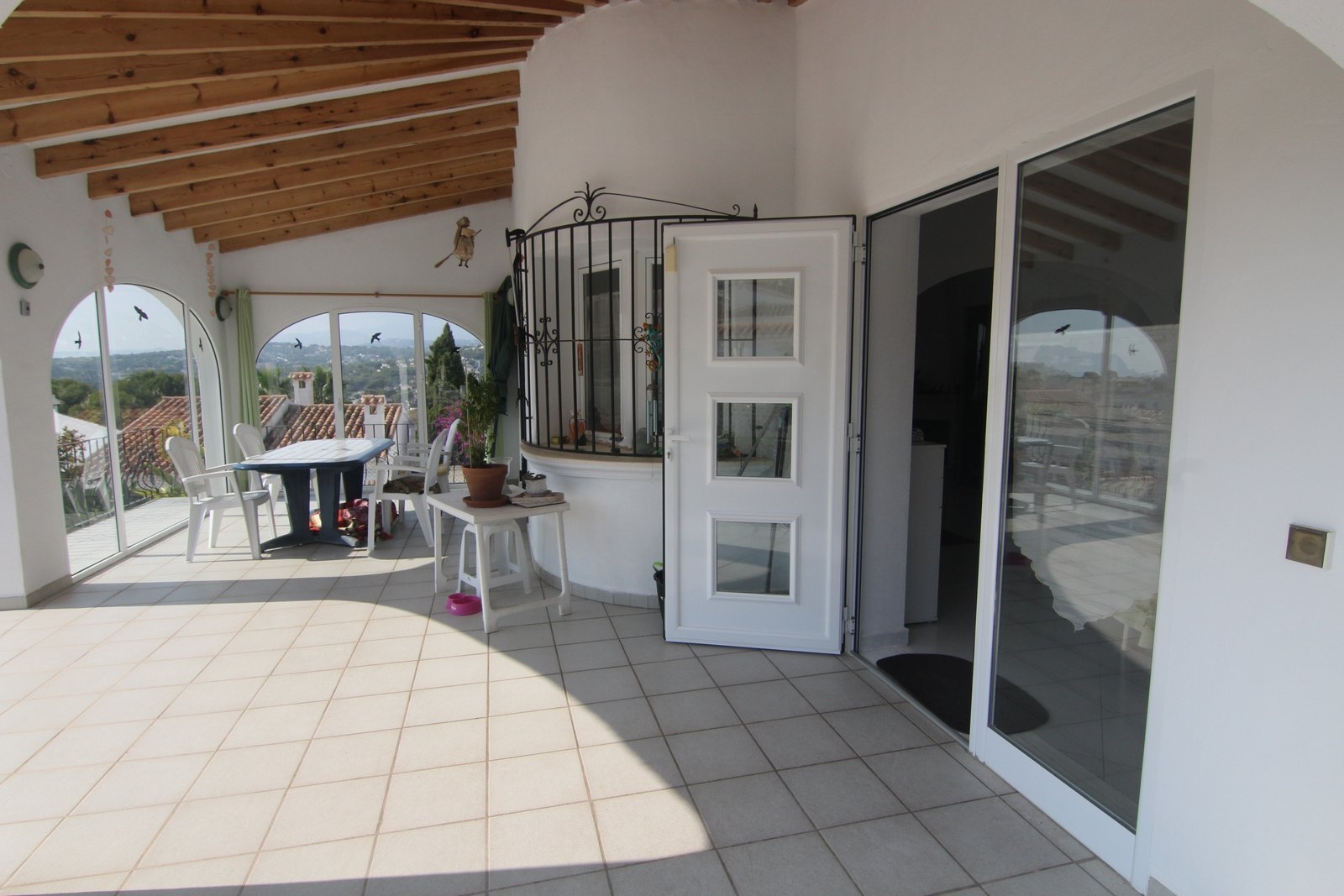 Sehr gepflegte Villa zum Verkauf nahe bei Moraira und dem Strand