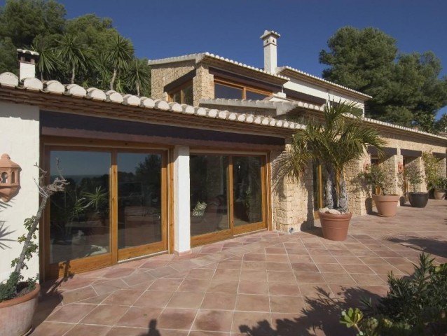 Unikat zum Verkauf in Toplage mit fantastischer Meersicht in Moraira