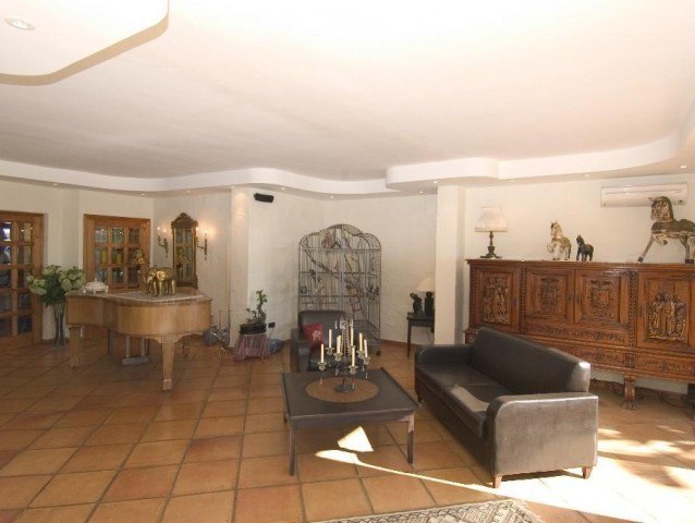 Unikat zum Verkauf in Toplage mit fantastischer Meersicht in Moraira