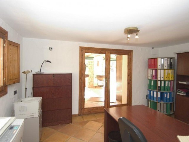 Unikat zum Verkauf in Toplage mit fantastischer Meersicht in Moraira