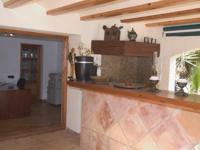 Unikat zum Verkauf in Toplage mit fantastischer Meersicht in Moraira